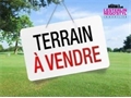 Terrain à la vente